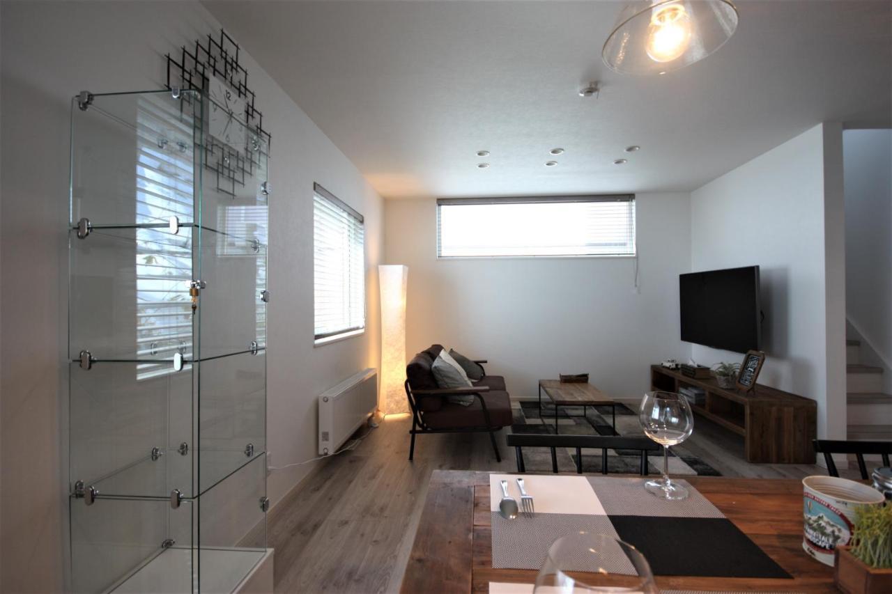 Teine White House Villa Sapporo Exterior photo